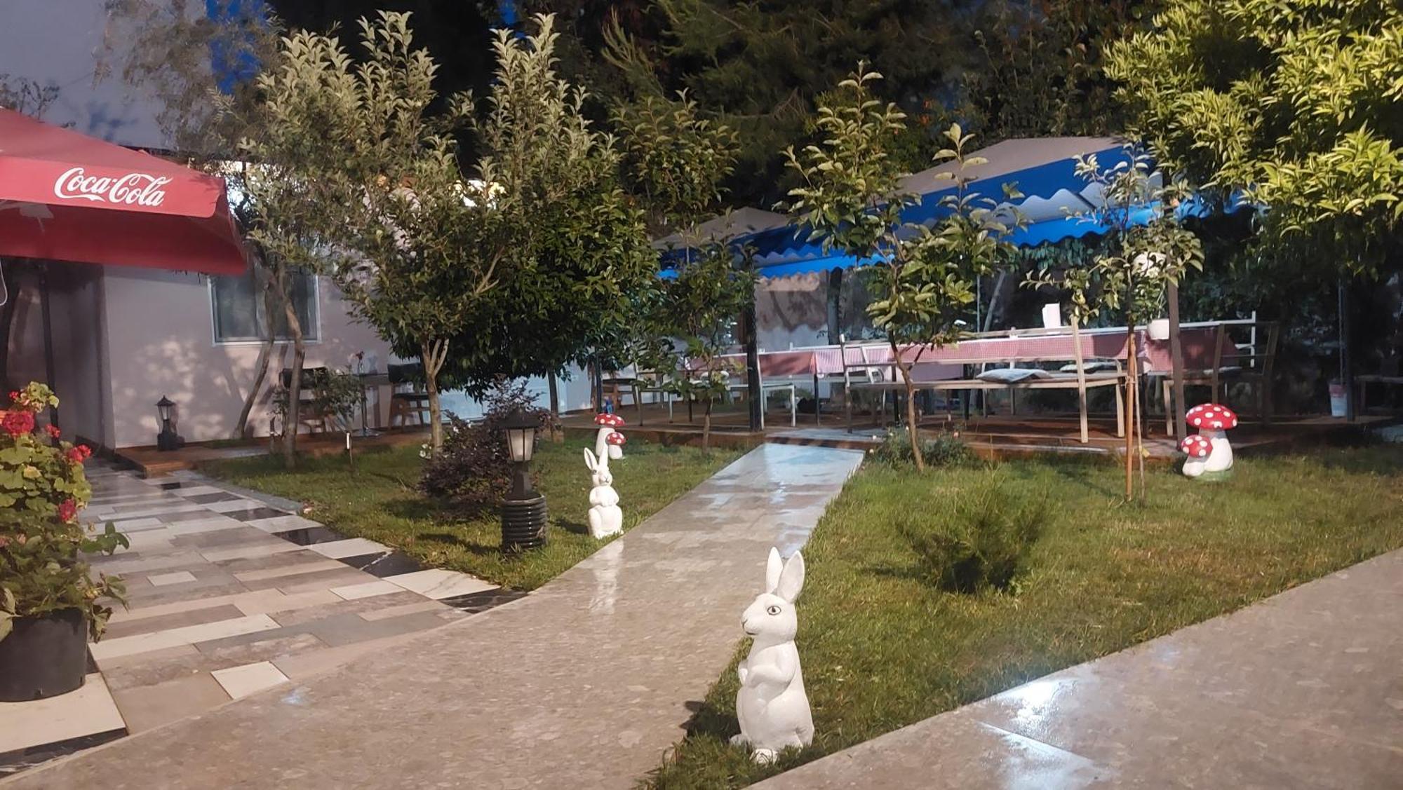 Vila Hyseni Дуррес Экстерьер фото